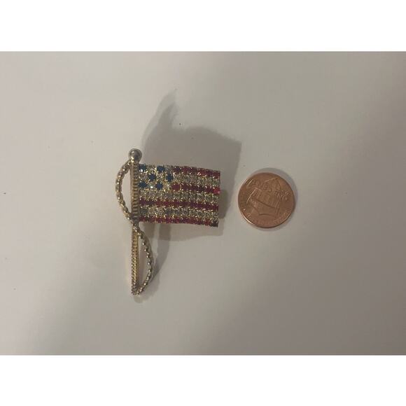 Vintage Rafaelian American Flag Brooch Pin Brass Rhinestone - Picture 8 of 10